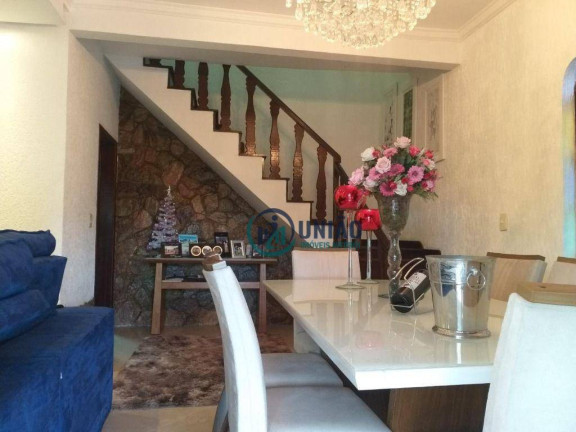 Imagem Casa com 2 Quartos à Venda, 200 m² em Barreto - Niterói Imagem Casa com 2 Quartos à Venda, 200 m² em Barreto - Niterói