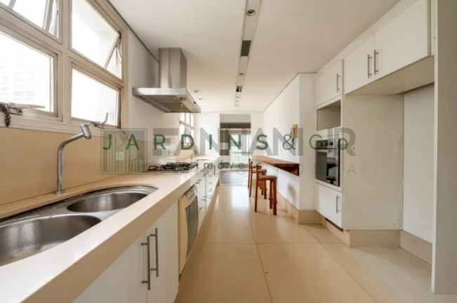 Imagem Imóvel com 3 Quartos à Venda, 180 m² em Jardim Europa - São Paulo Imagem Imóvel com 3 Quartos à Venda, 180 m² em Jardim Europa - São Paulo