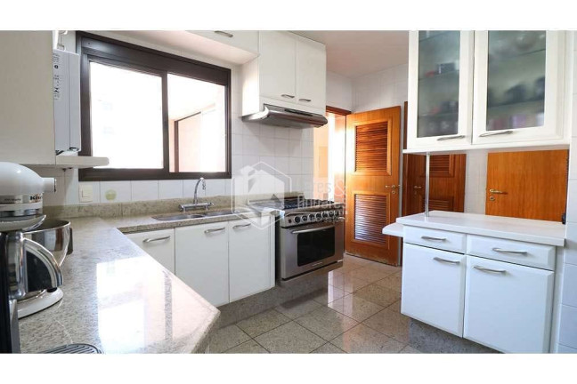 Imagem Apartamento com 4 Quartos à Venda, 226 m² em Morumbi - São Paulo Imagem Apartamento com 4 Quartos à Venda, 226 m² em Morumbi - São Paulo