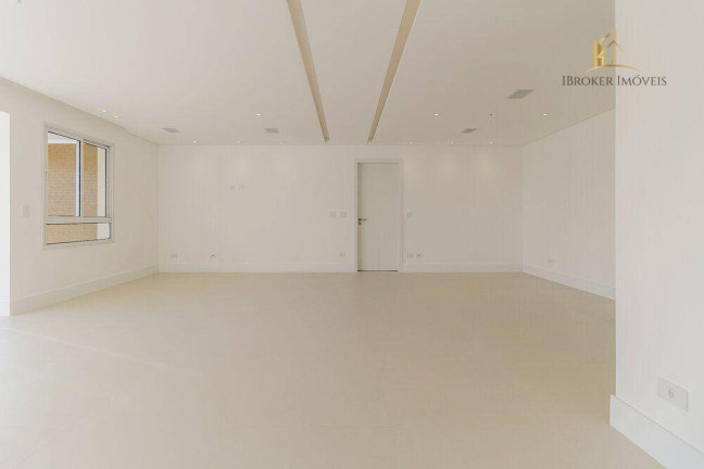 Imagem Apartamento com 4 Quartos à Venda, 158 m² em água Verde - Curitiba Imagem Apartamento com 4 Quartos à Venda, 158 m² em água Verde - Curitiba