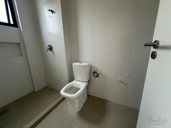 Imagem Apartamento com 2 Quartos à Venda, 80 m² em Centro - Florianópolis Imagem Apartamento com 2 Quartos à Venda, 80 m² em Centro - Florianópolis