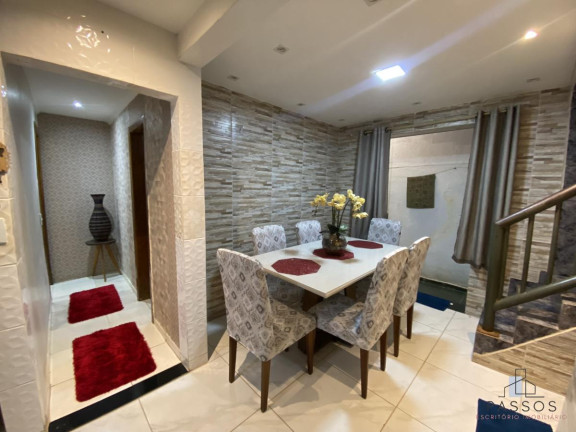 Imagem Sobrado com 3 Quartos à Venda, 128 m²
