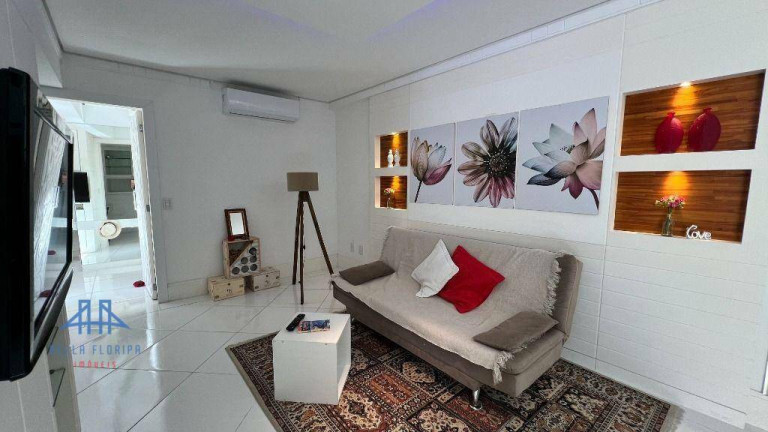 Imagem Apartamento com 1 Quarto à Venda, 71 m² em Trindade - Florianópolis Imagem Apartamento com 1 Quarto à Venda, 71 m² em Trindade - Florianópolis