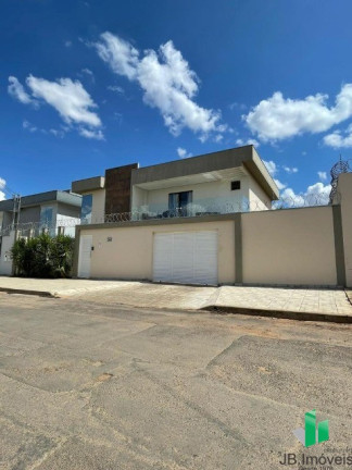 Imagem Casa com 3 Quartos à Venda, 300 m² em Ibituruna - Montes Claros Imagem Casa com 3 Quartos à Venda, 300 m² em Ibituruna - Montes Claros