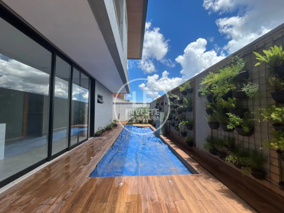 Imagem Casa com 4 Quartos à Venda, 361 m² em Jardins Barcelona - Senador Canedo