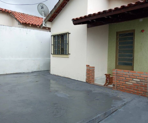 Imagem Casa com 3 Quartos à Venda, 200 m² em Bauru Imagem Casa com 3 Quartos à Venda, 200 m² em Bauru