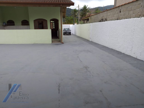 Imagem Casa com 3 Quartos à Venda, 225 m² em Jardim Carolina - Ubatuba Imagem Casa com 3 Quartos à Venda, 225 m² em Jardim Carolina - Ubatuba