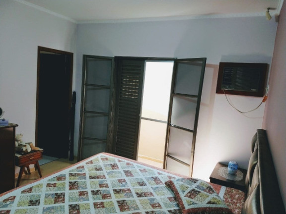 Imagem Casa com 3 Quartos à Venda, 260 m² em Bauru Imagem Casa com 3 Quartos à Venda, 260 m² em Bauru