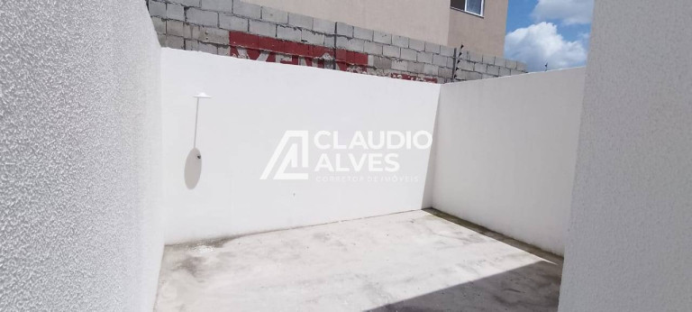 Imagem Casa com 2 Quartos à Venda, 70 m² em Mangabeira - Feira De Santana Imagem Casa com 2 Quartos à Venda, 70 m² em Mangabeira - Feira De Santana