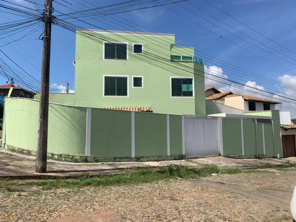 Casa com 3 Quartos à Venda, 300 m² em Xangri-lá - Contagem