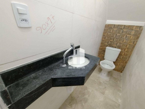 Imagem Sobrado com 2 Quartos à Venda, 77 m² em Vila Guilhermina - Praia Grande