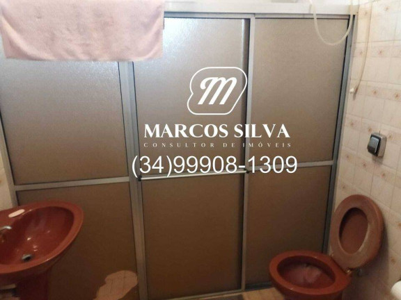 Imagem Casa com 1 Quarto à Venda, em Santa Mônica - Uberlândia Imagem Casa com 1 Quarto à Venda, em Santa Mônica - Uberlândia