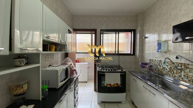Imagem Apartamento com 2 Quartos à Venda, 80 m² em Guilhermina - Praia Grande