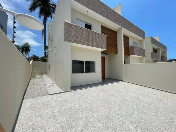 Imagem Casa com 4 Quartos à Venda, em São Sebastião Imagem Casa com 4 Quartos à Venda, em São Sebastião