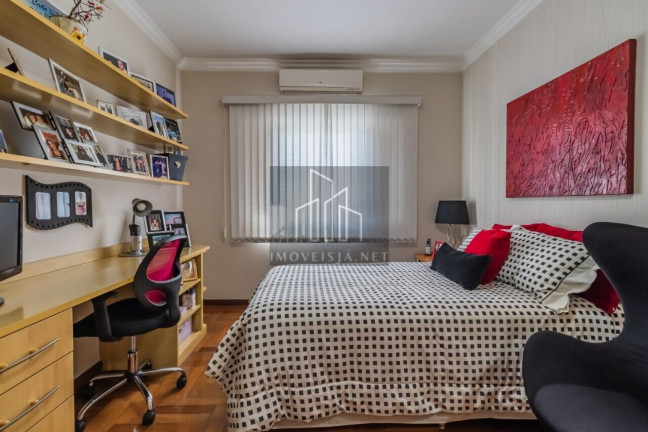 Imagem Casa com 4 Quartos à Venda, 377 m² em Alphaville - Santana De Parnaíba Imagem Casa com 4 Quartos à Venda, 377 m² em Alphaville - Santana De Parnaíba