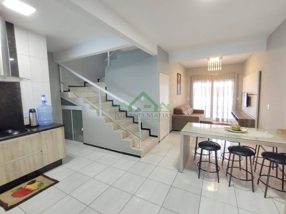 Imagem Casa com 3 Quartos à Venda, 135 m² em Pinheiros - Balneário Barra Do Sul