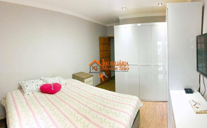 Imagem Sobrado com 4 Quartos à Venda, 287 m² em Jardim Adriana - Guarulhos Imagem Sobrado com 4 Quartos à Venda, 287 m² em Jardim Adriana - Guarulhos