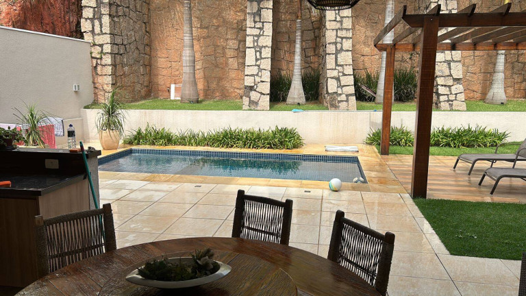 Imagem Casa com 4 Quartos à Venda, 392 m² em Tamboré - Santana De Parnaíba