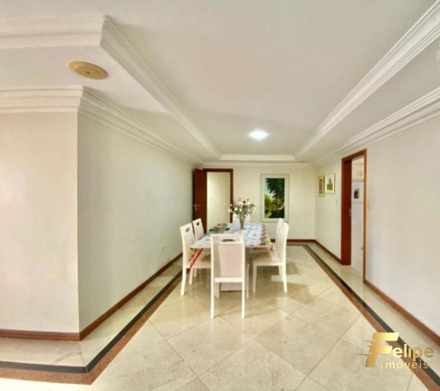 Imagem Imóvel com 4 Quartos à Venda, 180 m² em Centro - Guarapari