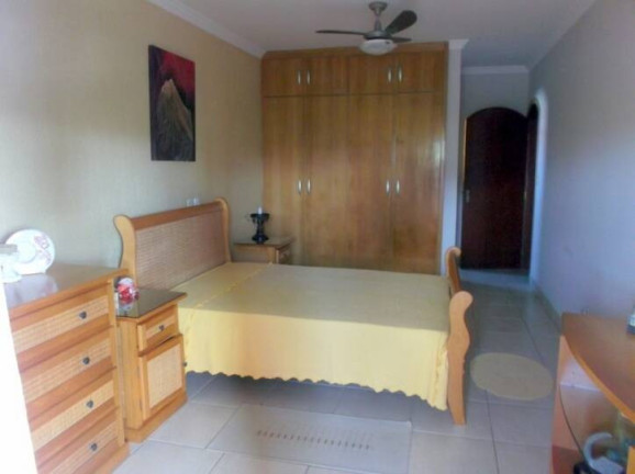 Imagem Casa com 5 Quartos à Venda, em Bougainvillee 1 - Peruíbe Imagem Casa com 5 Quartos à Venda, em Bougainvillee 1 - Peruíbe