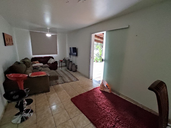 Imagem Imóvel com 
            	3             Quartos à Venda, 364 m² em 
            	Sitios Santa Luzia             - 
            	Aparecida De Goiania            