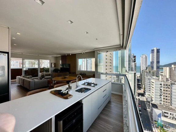 Imagem Cobertura com 4 Quartos à Venda, 240 m² em Centro - Balneário Camboriú Imagem Cobertura com 4 Quartos à Venda, 240 m² em Centro - Balneário Camboriú