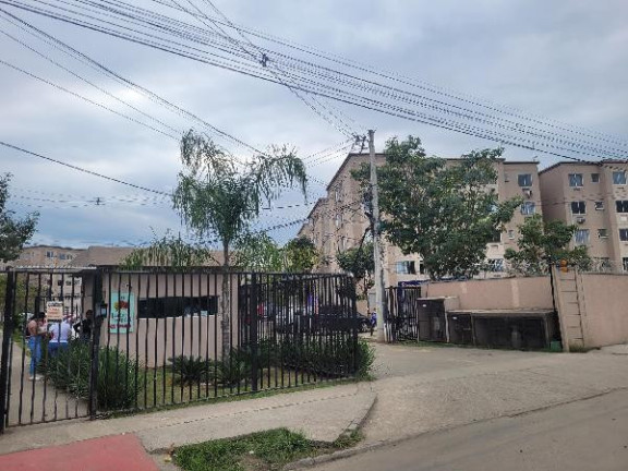 Imagem Imóvel com 2 Quartos à Venda, 39 m² em Santa Cruz - Rio De Janeiro Imagem Imóvel com 2 Quartos à Venda, 39 m² em Santa Cruz - Rio De Janeiro