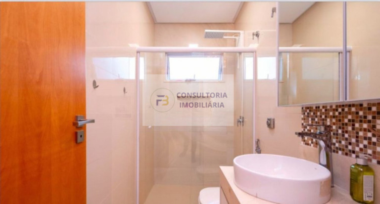 Imagem Sobrado com 4 Quartos à Venda, 370 m² em Jardins Verona - Goiânia