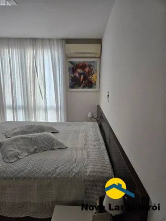 Imagem Apartamento com 4 Quartos à Venda, 204 m² em Icaraí - Niterói