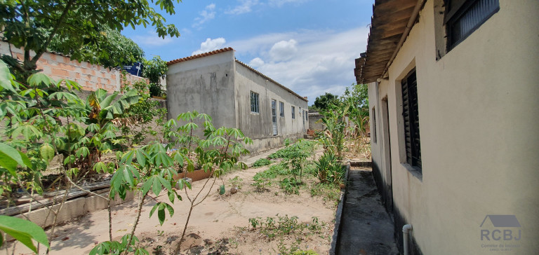 Imagem Casa com 4 Quartos à Venda, em Novo Retiro - Esmeraldas Imagem Casa com 4 Quartos à Venda, em Novo Retiro - Esmeraldas