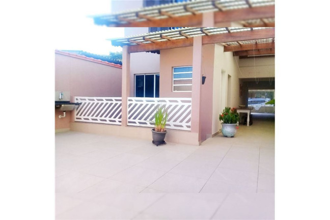 Imagem Casa com 3 Quartos à Venda, 220 m² em Jardim Cristiane - Santo André