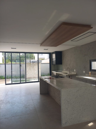 Imagem Casa com 3 Quartos à Venda, 250 m² em Cezar De Souza - Mogi Das Cruzes Imagem Casa com 3 Quartos à Venda, 250 m² em Cezar De Souza - Mogi Das Cruzes
