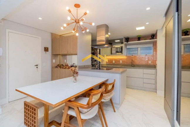 Imagem Apartamento com 2 Quartos à Venda, 81 m² em Vila Nova Conceição - São Paulo