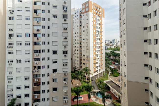 Imagem Imóvel com 3 Quartos à Venda, em Vila Ipiranga - Porto Alegre Imagem Imóvel com 3 Quartos à Venda, em Vila Ipiranga - Porto Alegre
