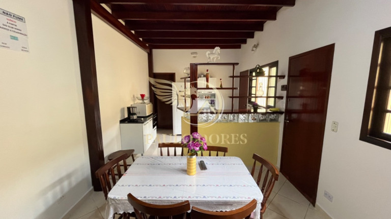 Imagem Sobrado com 5 Quartos à Venda, 150 m² em Barra Da Lagoa - Ubatuba Imagem Sobrado com 5 Quartos à Venda, 150 m² em Barra Da Lagoa - Ubatuba
