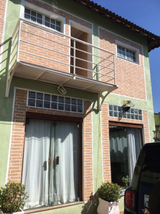 Casa com 6 Quartos à Venda, 300 m² em Maria Auxiliadora - Embu Das Artes
