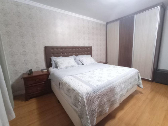 Imagem Casa com 3 Quartos à Venda, 220 m² em Vila Amália - São Paulo
