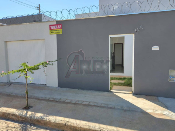 Imagem Casa com 2 Quartos à Venda, 100 m² em Jaraguá - Montes Claros Imagem Casa com 2 Quartos à Venda, 100 m² em Jaraguá - Montes Claros