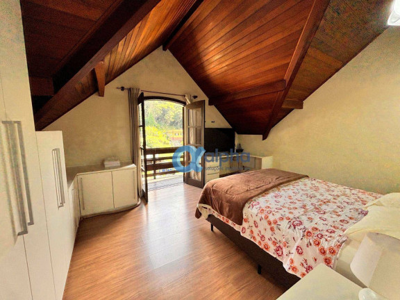 Imagem Casa com 4 Quartos à Venda, 340 m² em Quitandinha - Petrópolis Imagem Casa com 4 Quartos à Venda, 340 m² em Quitandinha - Petrópolis
