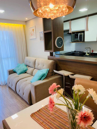 Imagem Apartamento com 2 Quartos à Venda, 47 m² em Jardim Marilu - Carapicuíba