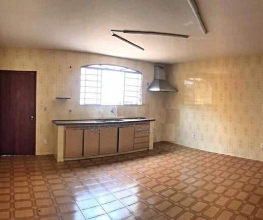 Imagem Casa com 3 Quartos à Venda, 131 m² em Centro - Jundiaí Imagem Casa com 3 Quartos à Venda, 131 m² em Centro - Jundiaí