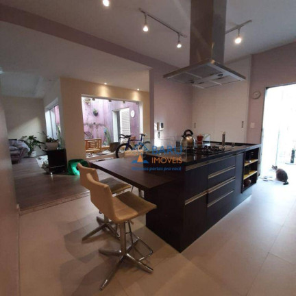 Imagem Casa com 3 Quartos à Venda, 400 m² em Perdizes - São Paulo Imagem Casa com 3 Quartos à Venda, 400 m² em Perdizes - São Paulo