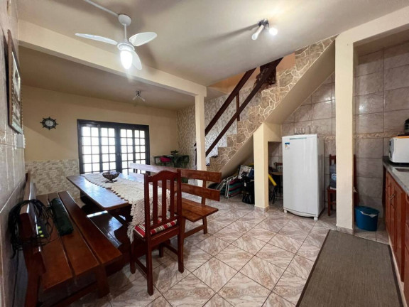 Imagem Casa com 4 Quartos à Venda, 200 m² em Salinas - Balneário Barra Do Sul Imagem Casa com 4 Quartos à Venda, 200 m² em Salinas - Balneário Barra Do Sul