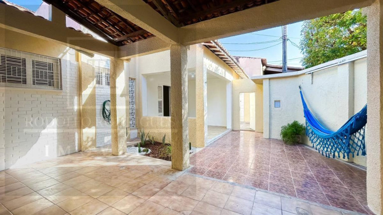 Casa com 3 Quartos à Venda, 210 m² em álvaro Weyne - Fortaleza