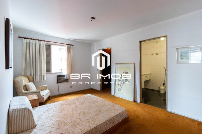 Imagem Imóvel com 3 Quartos à Venda, 137 m² em Itaim Bibi - São Paulo Imagem Imóvel com 3 Quartos à Venda, 137 m² em Itaim Bibi - São Paulo