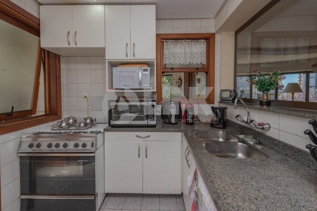 Imagem Apartamento com 3 Quartos à Venda, 107 m² em Rio Branco - Porto Alegre Imagem Apartamento com 3 Quartos à Venda, 107 m² em Rio Branco - Porto Alegre