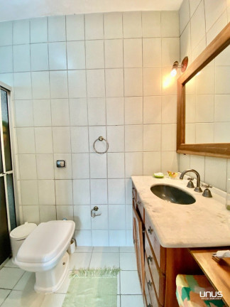 Imagem Casa com 5 Quartos à Venda, 420 m² em Coqueiros - Florianópolis