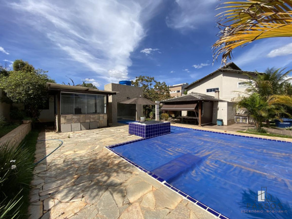 Imagem Casa de Condomínio com 3 Quartos à Venda, 340 m² em Região Dos Lagos (sobradinho) - Brasília