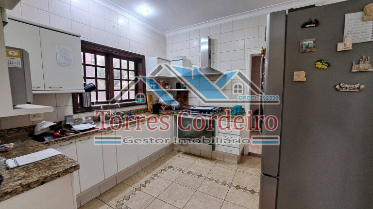 Imagem Sobrado com 3 Quartos à Venda, 259 m² em Vila Sônia - São Paulo Imagem Sobrado com 3 Quartos à Venda, 259 m² em Vila Sônia - São Paulo