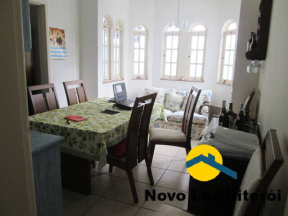 Casa com 6 Quartos à Venda, 400 m² em Centro - São Pedro Da Aldeia